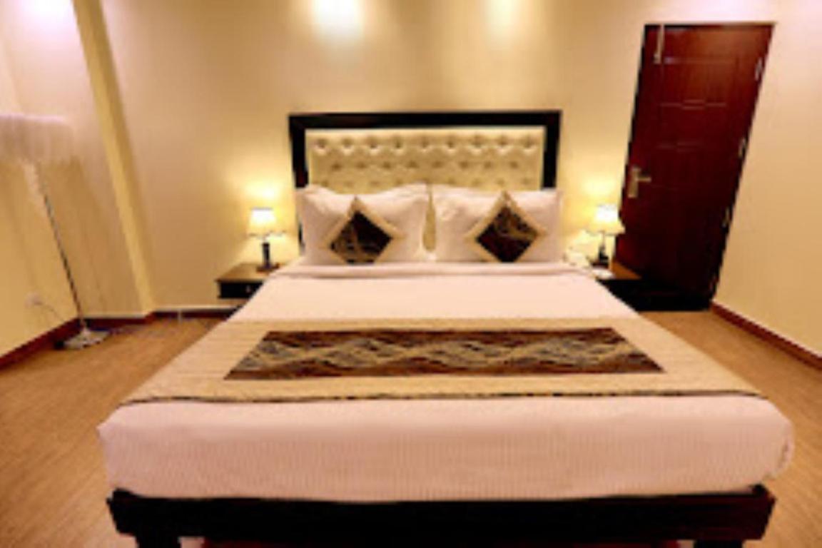 The Fern Residency Haridwar Hotel Exterior foto